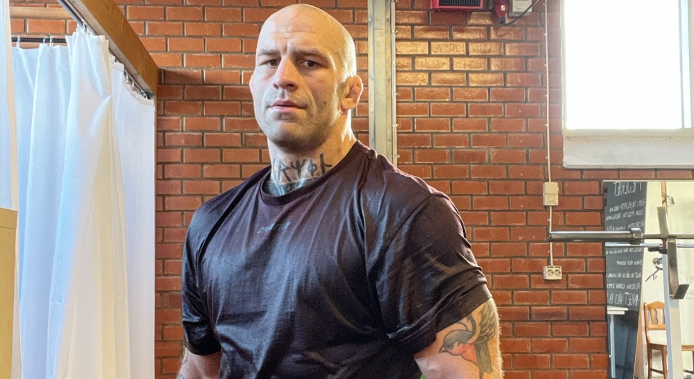 Andreas Gustafsson Forced Out of UFC Debut